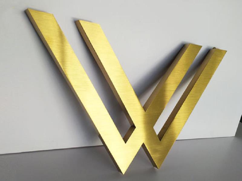 1718243113693789.jpg VI設計中標識的色彩運用.jpg