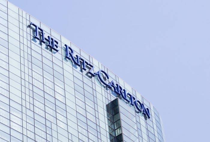 1718243227718031.jpg 發光字制作安裝公司及安裝需要注意的事項.jpg